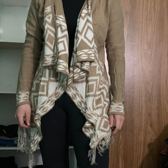 Cardigan - Picture 2 of 2